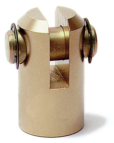 CLEVIS ATTACHMENT FOR RAM
