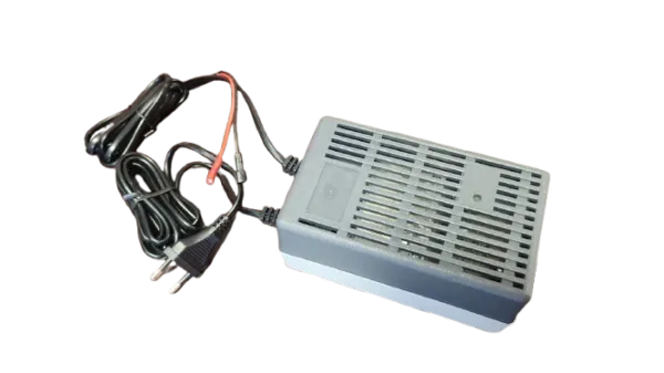 Product CHARGEUR DE BATTERIE AU PLOMB 6V 1A Image